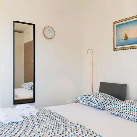 Гостьовий будинок Narancin 3*