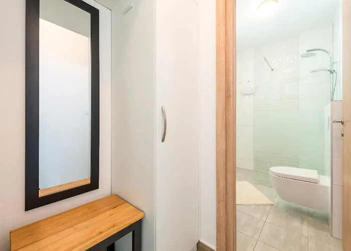 Narancin 3* تروغير